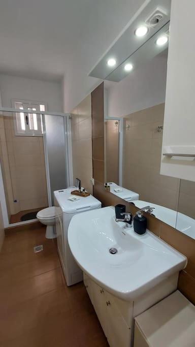 Simply Meraki Gytheian Apt With Panoramic Sea View Гитион Экстерьер фото
